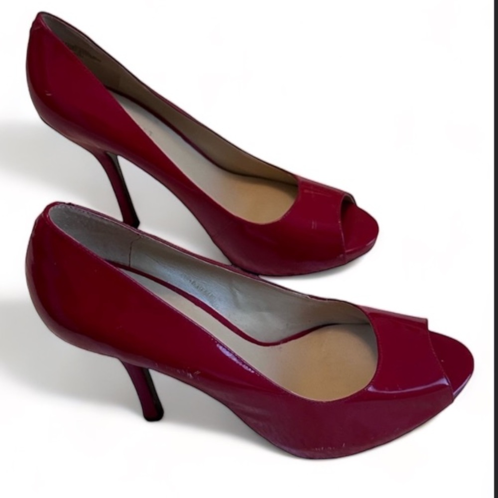 Vintage Nine West Ladies Red Stiletto Heels With Small Platform Size 8 1/2 GUC